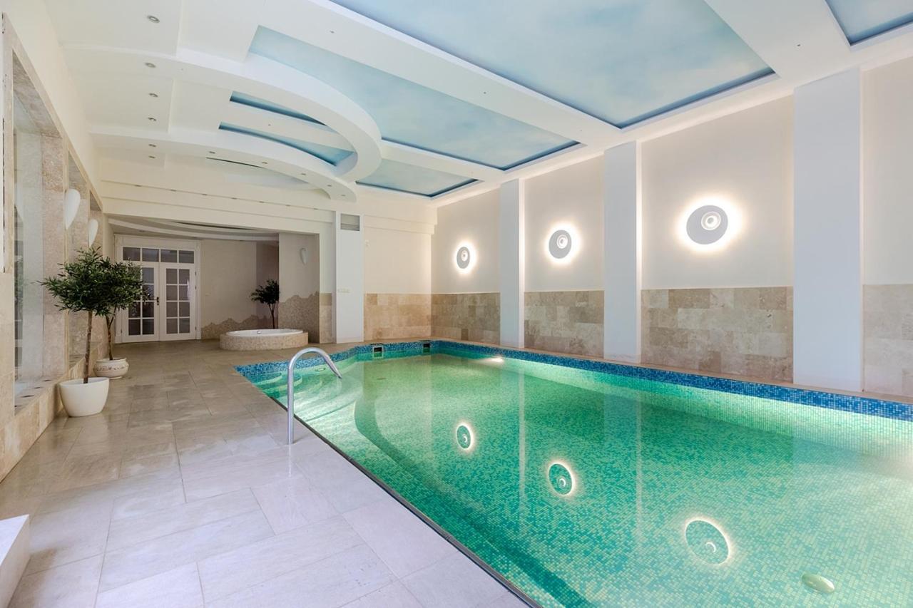Luxury Villa Indoor Pool Warsaw Magdalenka Kültér fotó